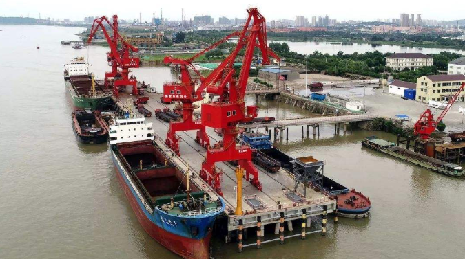 本溪概述露天料场港口封闭问题的实行方法